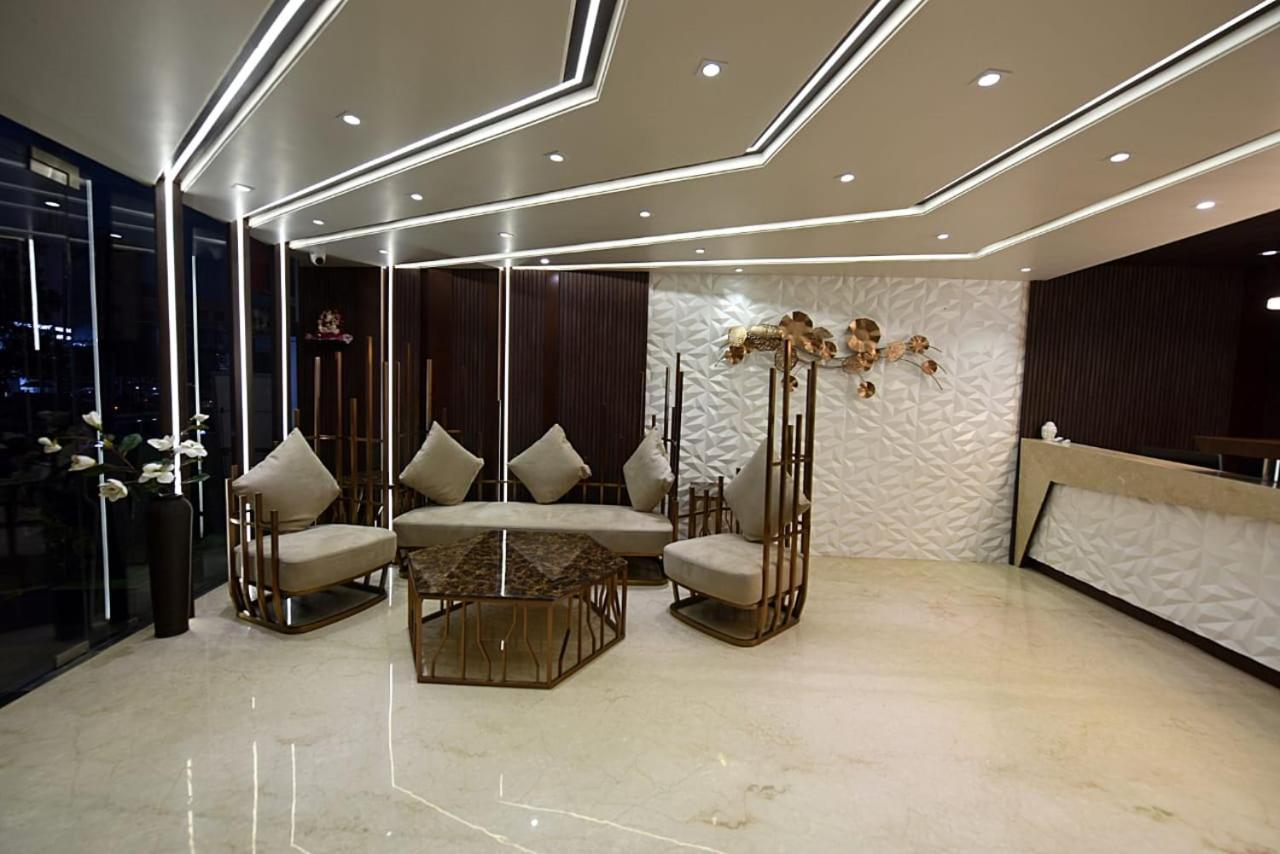 Jw Cruise Hotel Ajmer Bagian luar foto