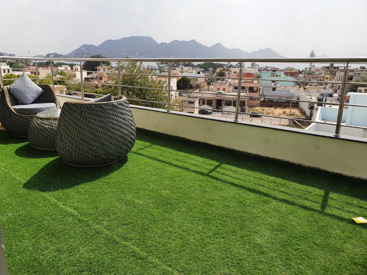 Jw Cruise Hotel Ajmer Bagian luar foto